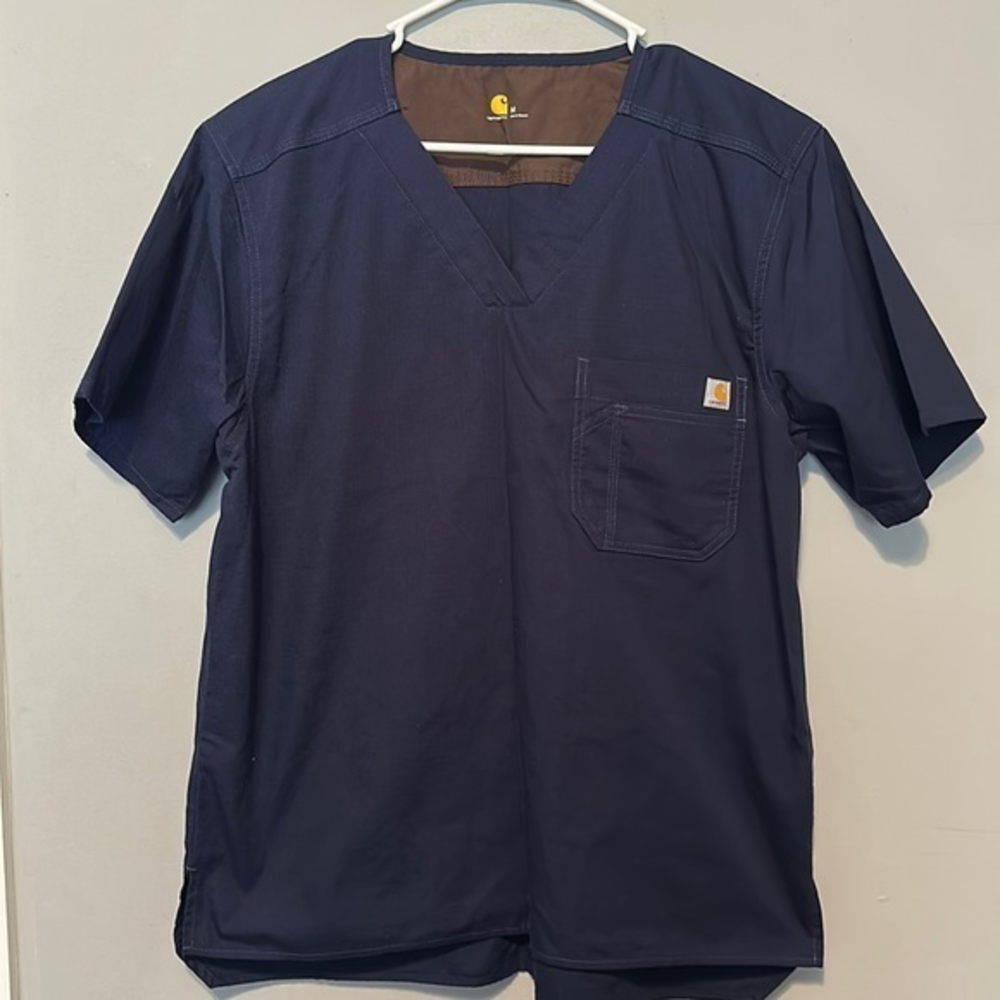 Carhartt‎ scrub top
